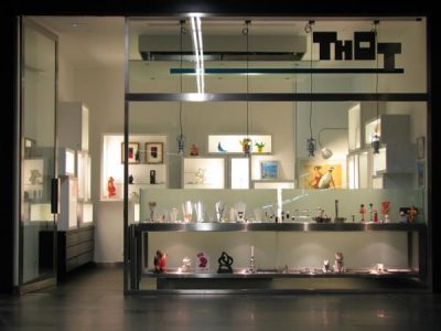 Thot_escaparate_frente_600